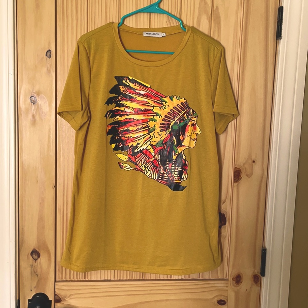 Boyfriend fit Indian print graphic tee NWOT